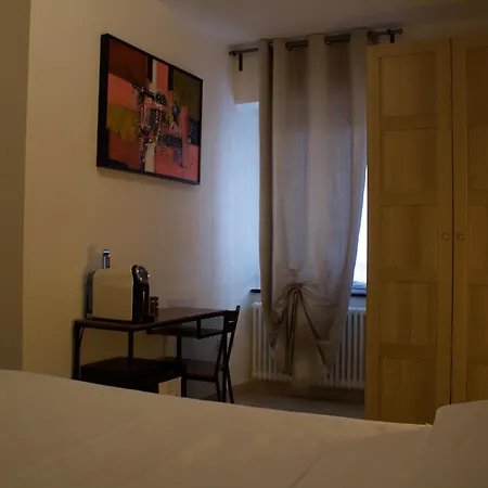 Piccolo Borgo キアーヴァリ